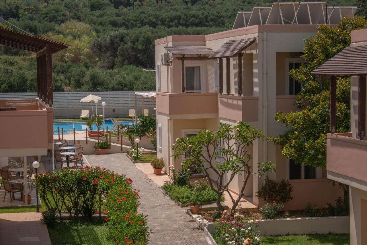 Evdokia Αpartments & Dimitra Village Agia Marina 外观 照片