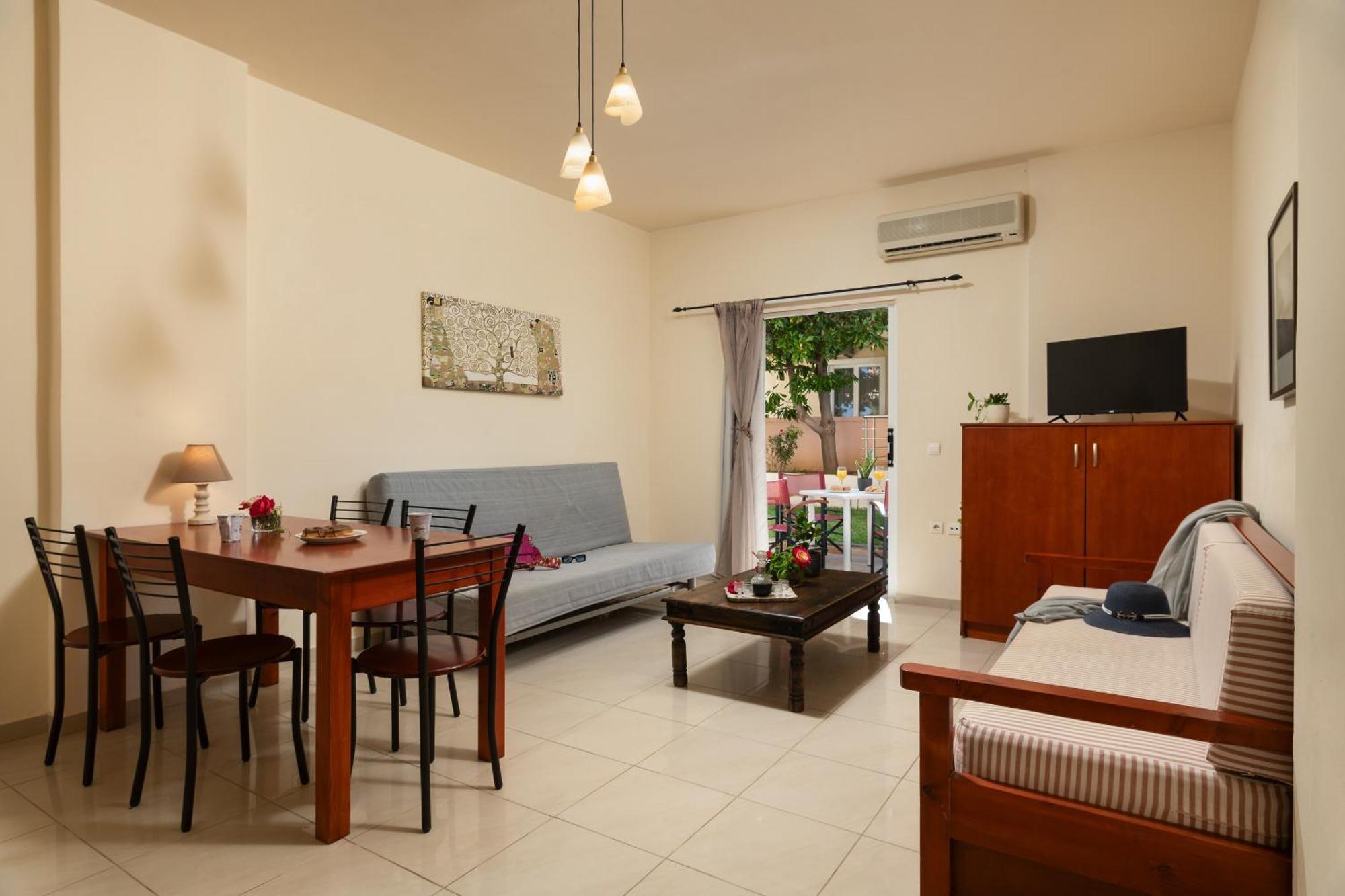 Evdokia Αpartments & Dimitra Village Agia Marina 外观 照片