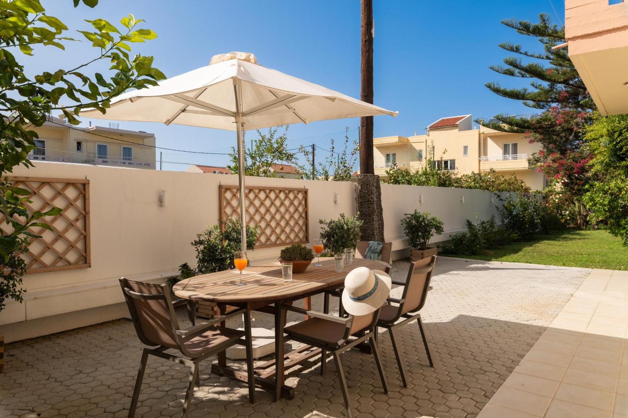 Evdokia Αpartments & Dimitra Village Agia Marina 外观 照片